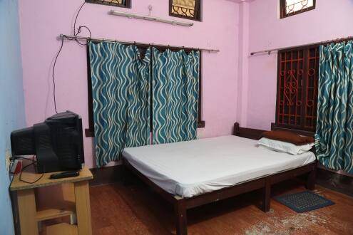 Swapna Neer Lodging and Food, Siliguri 2